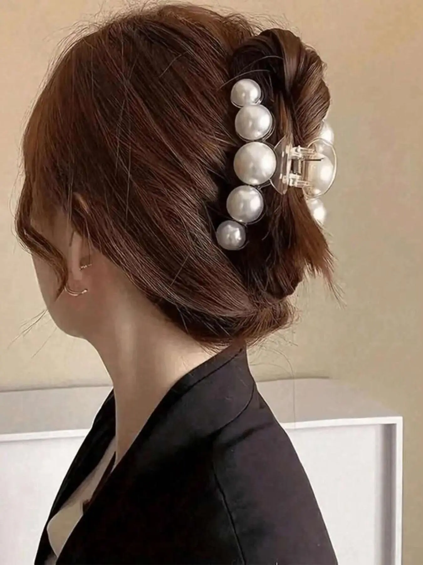 Elegant Pearl Design Large Acrylic Hair Claw, Durable & Stylish Hair Accessory for Women