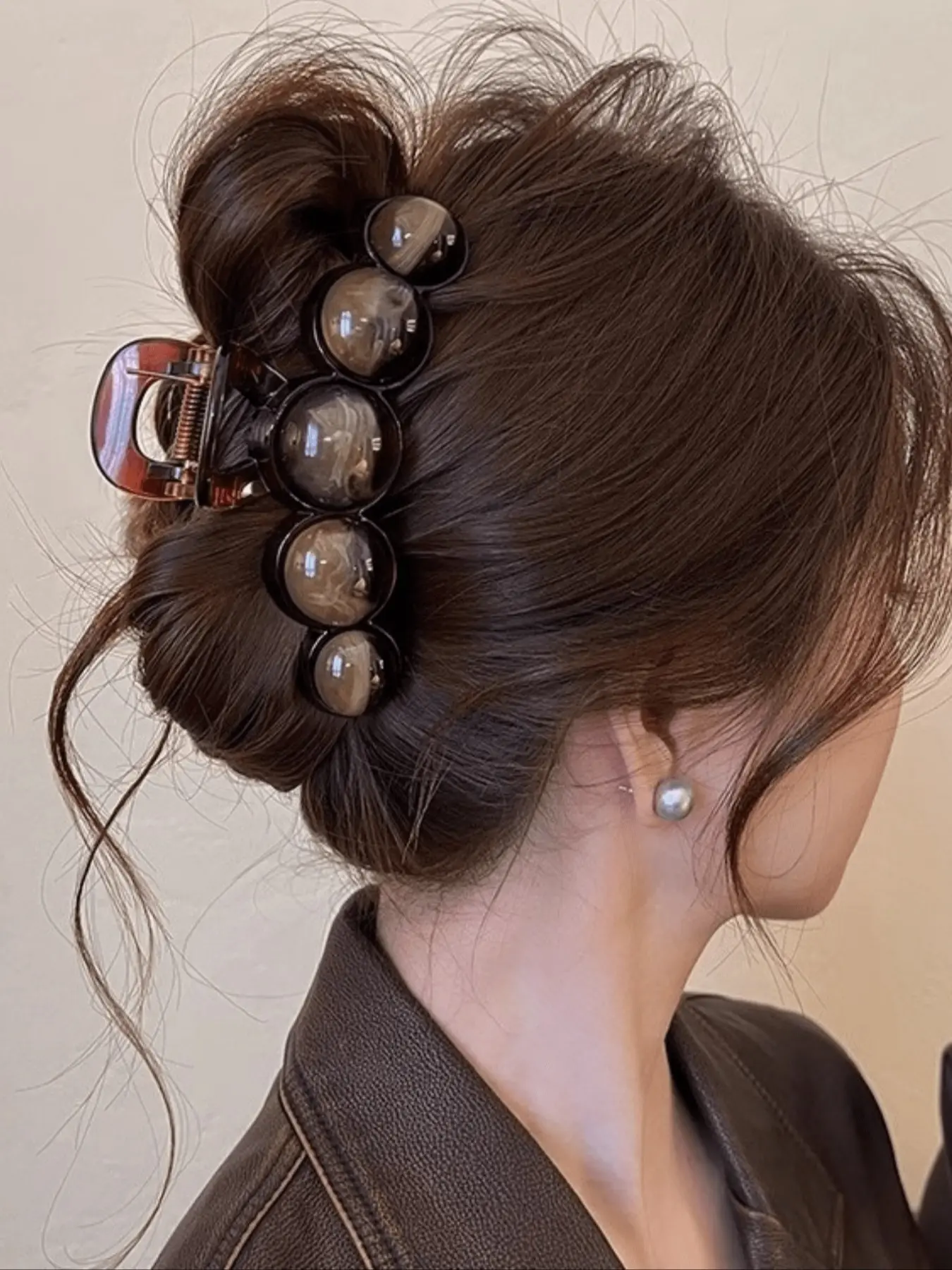 Elegant Pearl Design Large Acrylic Hair Claw, Durable & Stylish Hair Accessory for Women