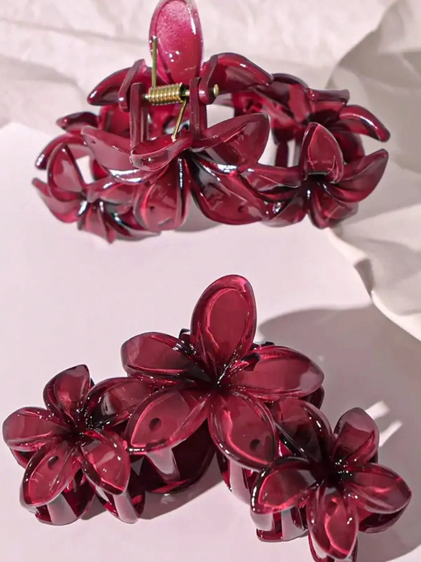 Elegant Burgundy Floral Shark Claw Cute Daisy Clip
