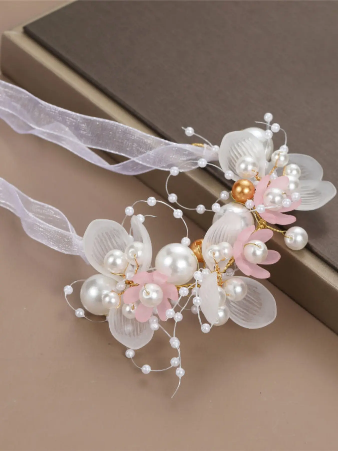 Elegant Pearl-Imitation Flower Hairband, New Forest Style Vintage Hair Accessory